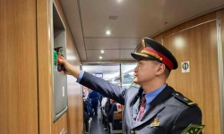 人民铁路为人民 安全运输第一位  郑州客运段高铁四队车队优质服务纪实