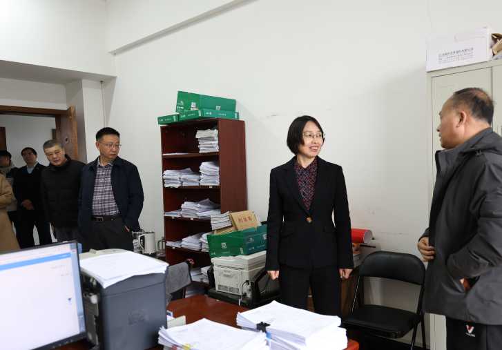 收心凝斗志启航新征程——荥阳法院新春开工首日展现奋斗新貌